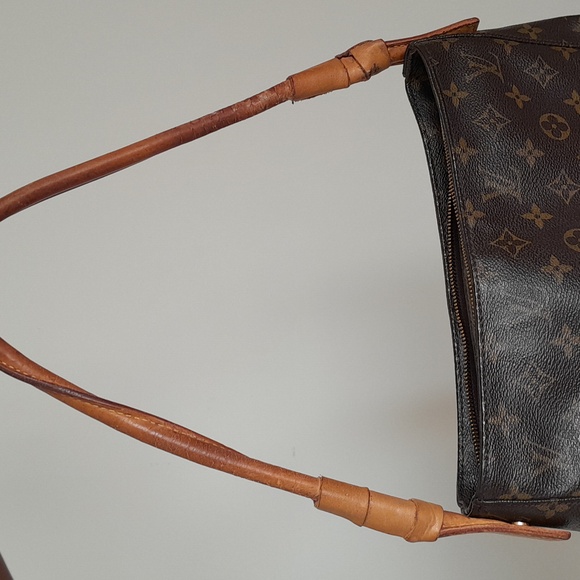 LOUIS VUITTON Looping GM Shoulder Bag! - Picture 8 of 16